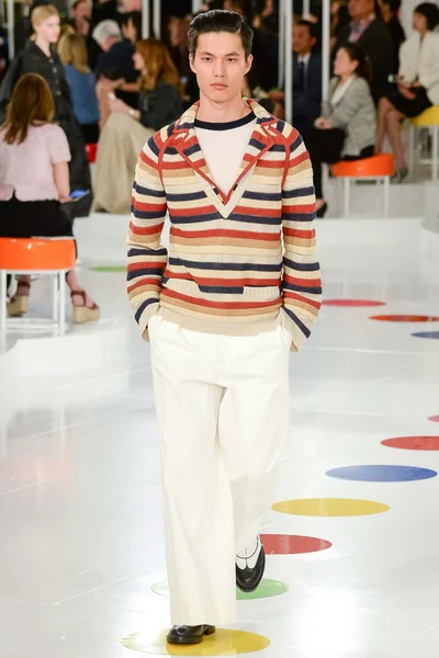 Look 91